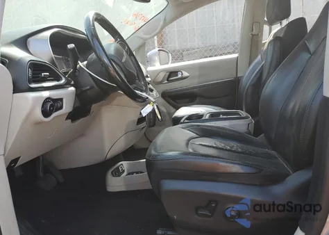 2020 Chrysler Pacifica Touring L из США, поврежденный, VIN 2C4RC1BG9LR131498